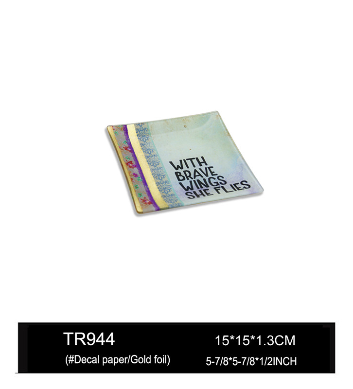 TR944